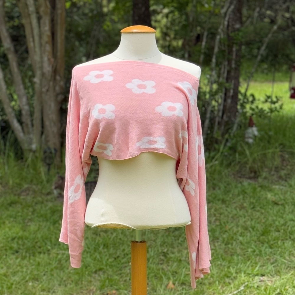 Unbranded Pink Floral Wide Shoulder Crop Top Sweater (CWT0001)